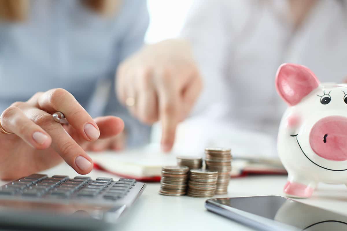 How to Manage Money When You Are Newly Married